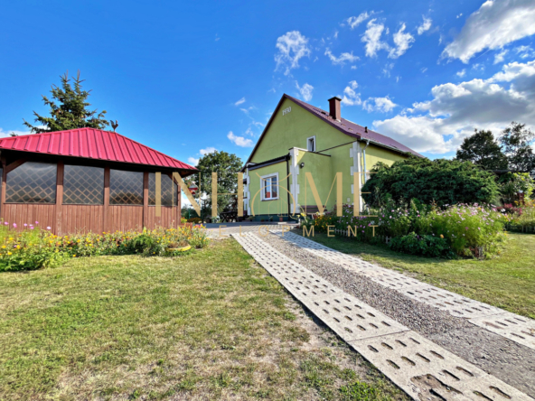 Dom z przestronną działką!