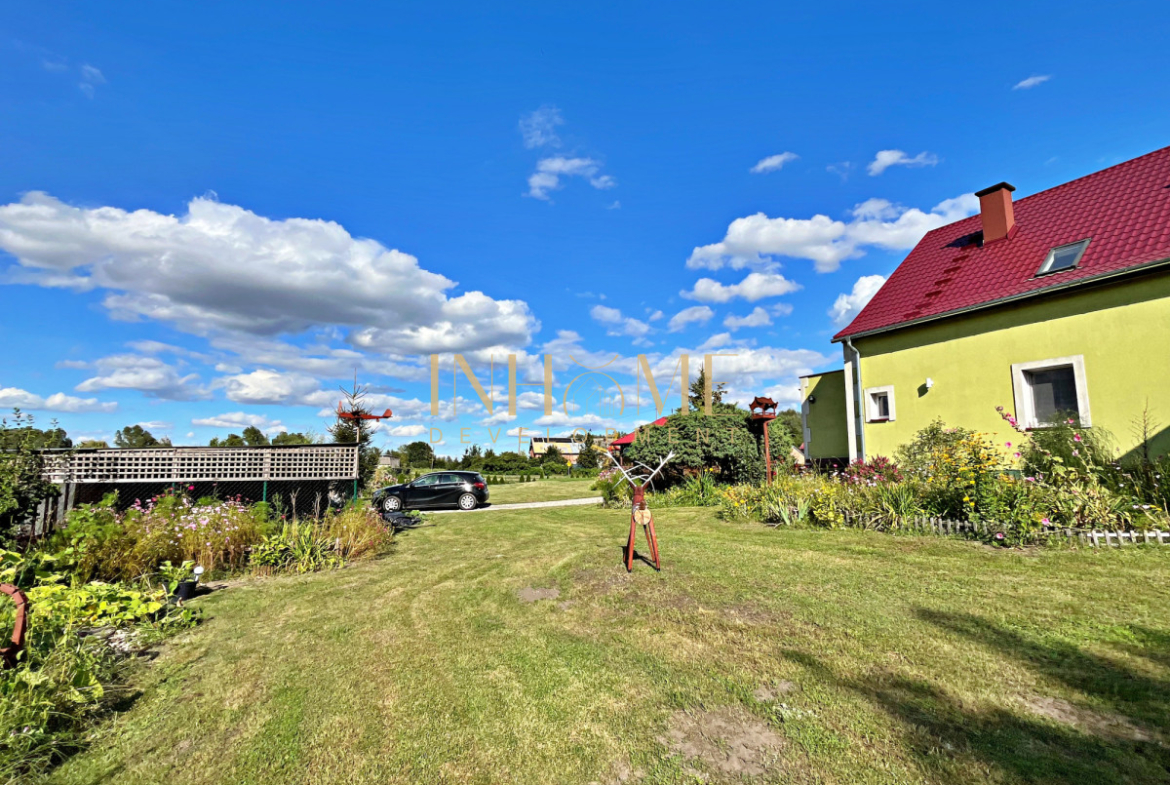 Dom z przestronną działką! - Gallery Image 2