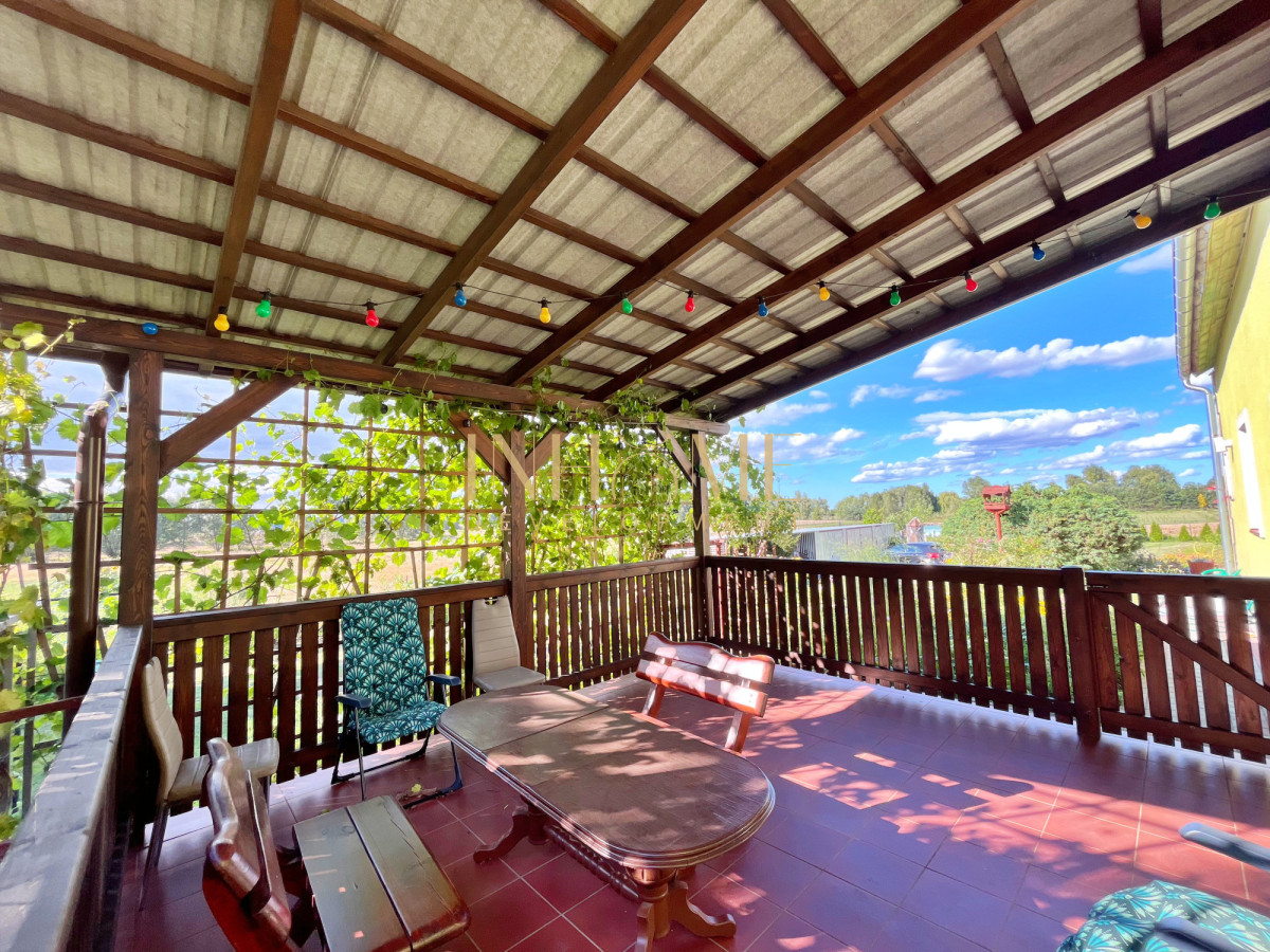 Dom z przestronną działką! - Gallery Image 10