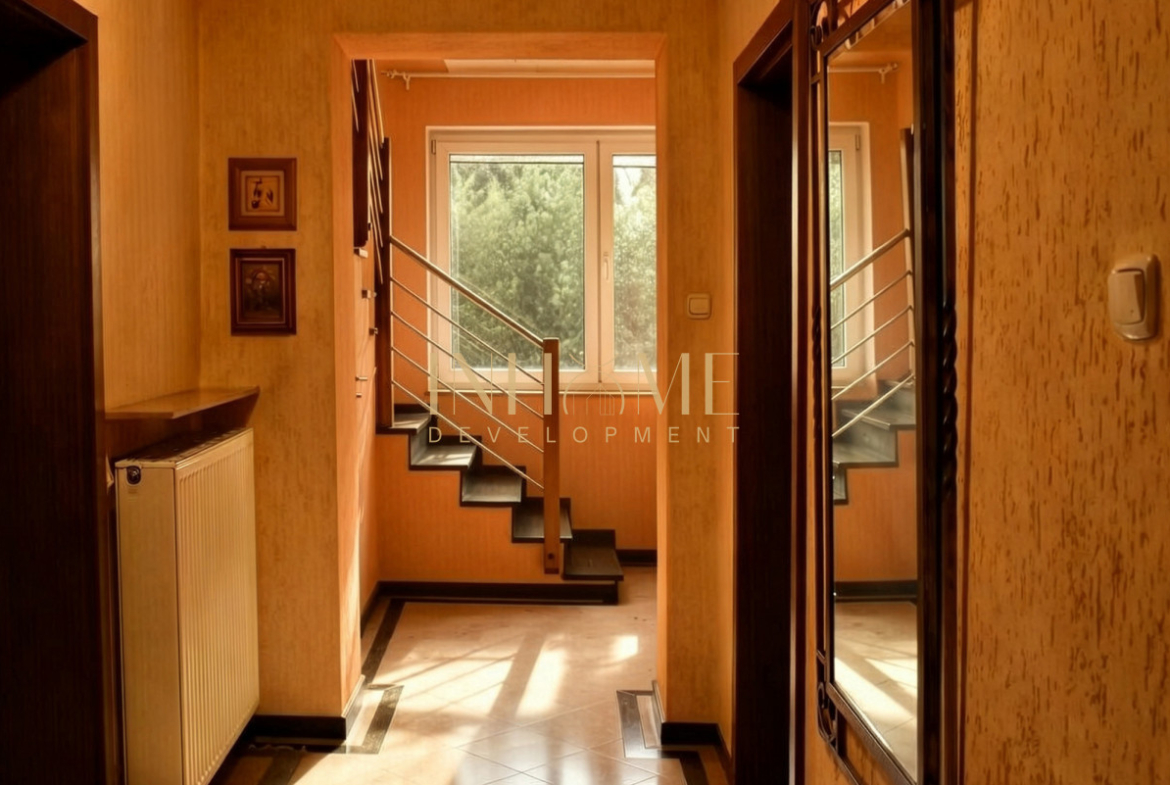 Dom | 2 mieszkania | Stajnia | Garaż - Gallery Image 14